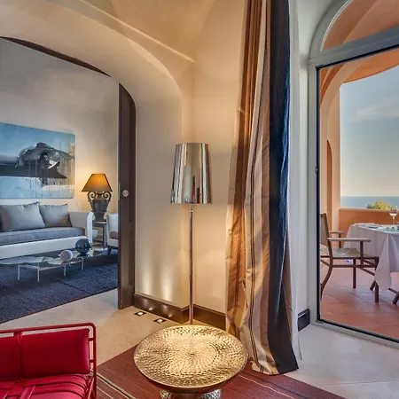 מלון Punta Tragara