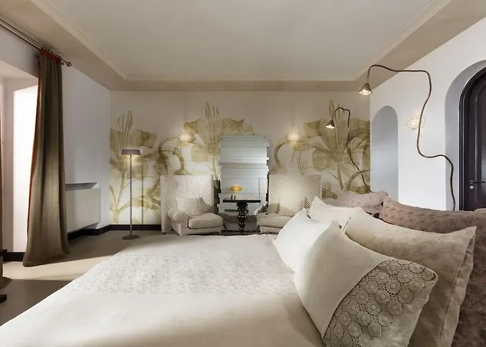 فندق بونتا تراغارا 5*