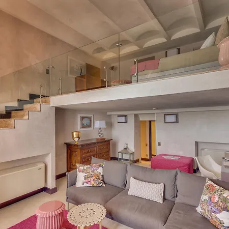 Punta Tragara 5*