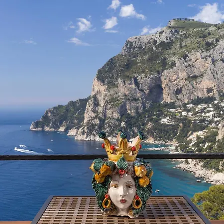 Punta Tragara 5*